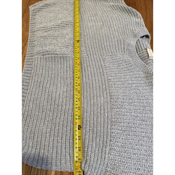 NTW Altar'd State Silver sage gray  chenille crewneck pullover sweater Cropped L - Picture 9 of 10